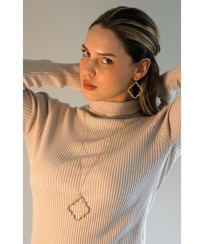 Gold Fashion Long Chain Necklace Quatrefoil Necklace Two-Tone Clover Pendant Necklace Geometric Pendant Sweater Long Necklace...