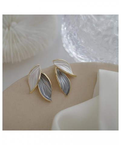 Leaf Earrings Fashion Leaf Stud Earrings for Women Enamel Earrings Grey Leaf Earrings Fashionable Minimalist Leaf Earrings Wo...