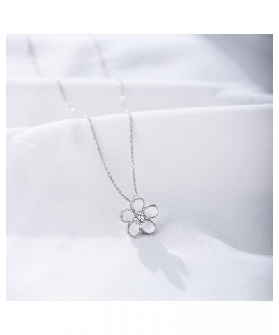 14K Gold Moissanite White Flower Pendant Necklace for Women,Dainty Round Cut Moissanite Floral Necklace,Fine Jewelry Gift for...